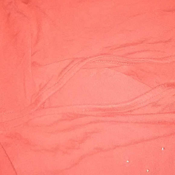 Cold shoulder Tee - Picture 3 of 4